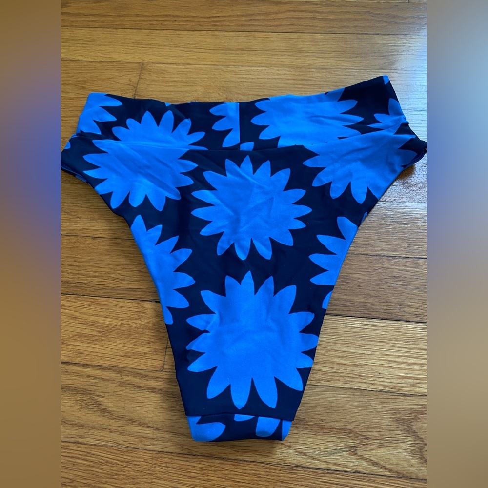Bikini Bottom Size L